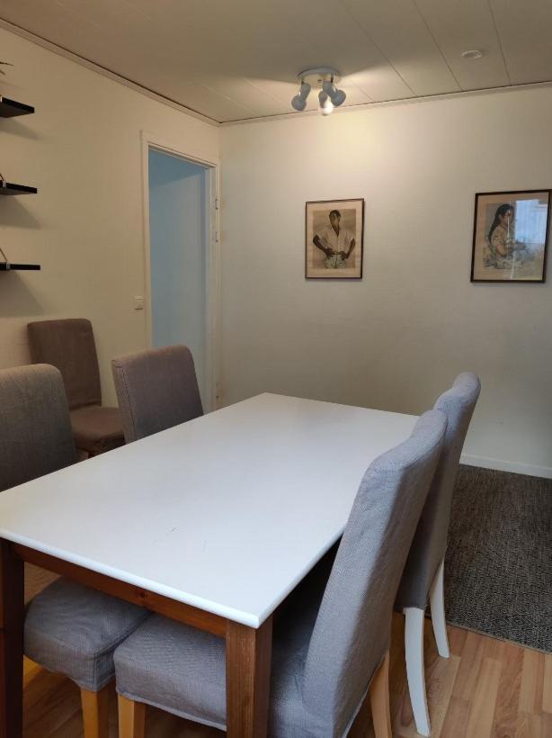 House. 80M2, Near Lake, With Car Charge. Sommarbo المظهر الخارجي الصورة