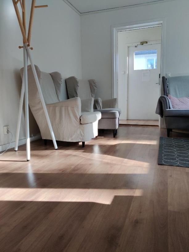 House. 80M2, Near Lake, With Car Charge. Sommarbo المظهر الخارجي الصورة